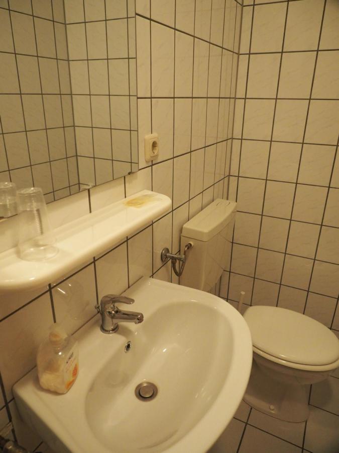 Messe Motel Laatzen Esterno foto